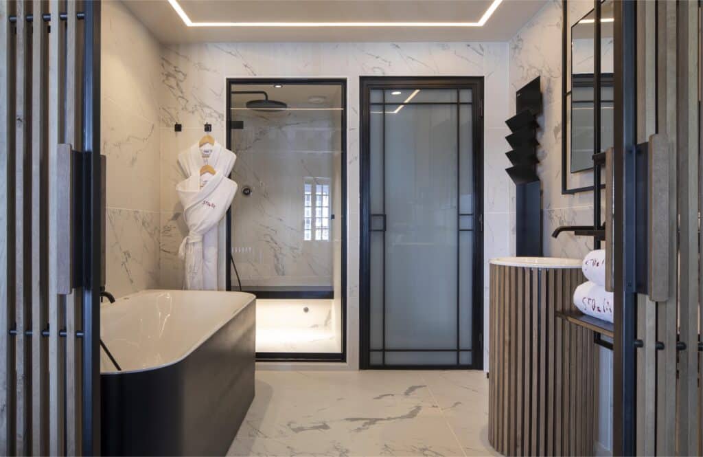 Hôtel Saint-Delis - Deluxe Room Bathroom